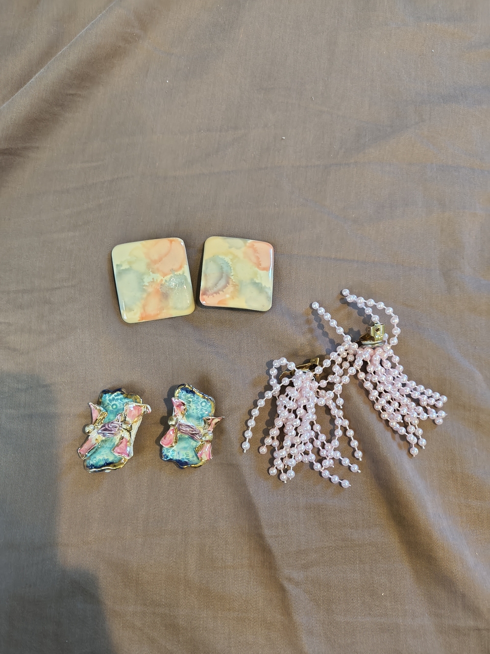 Soft Color Vintage Clip-On Earrings Set